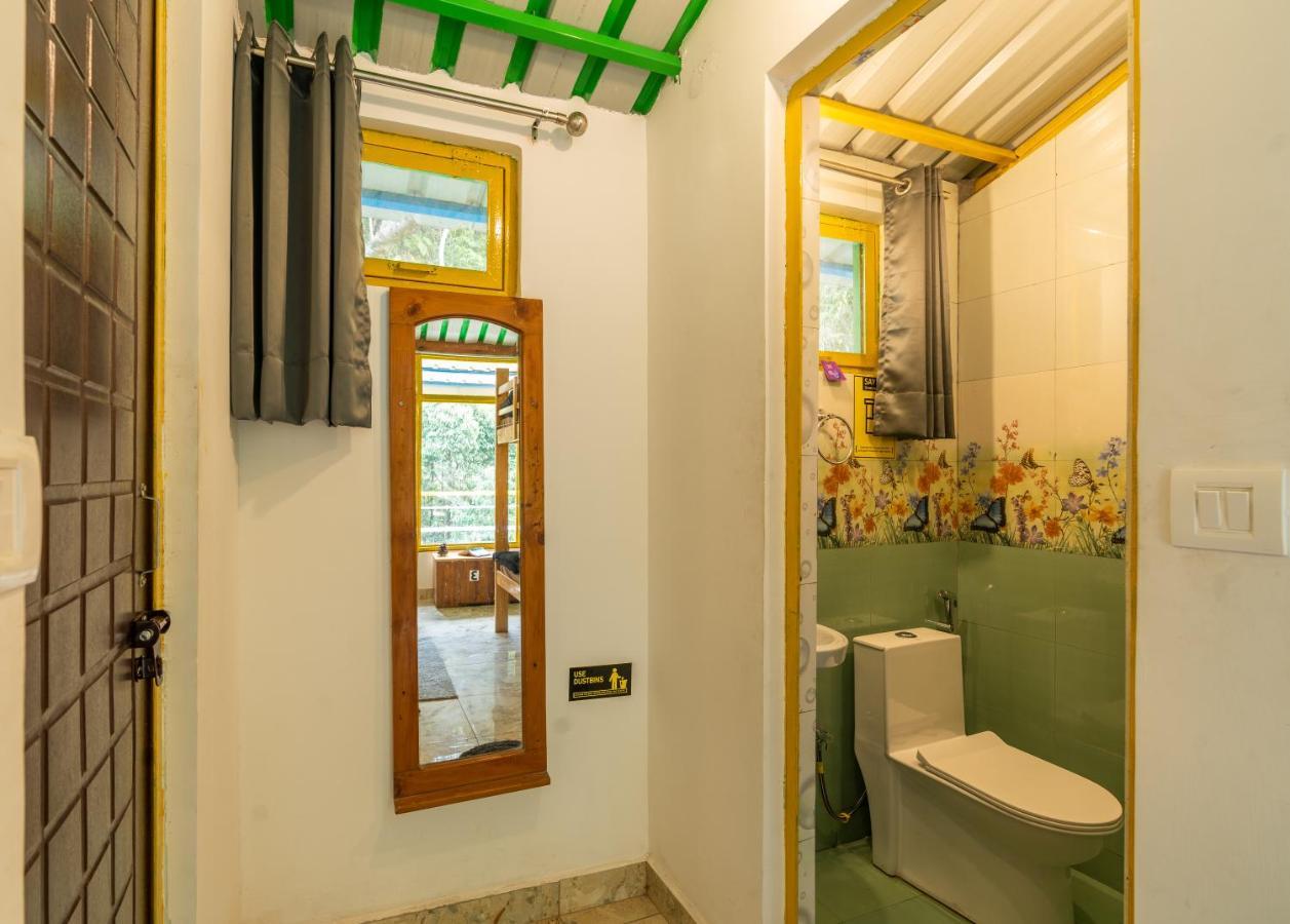 The Hosteller Mussoorie By The Streamside, Kempty Ngoại thất bức ảnh