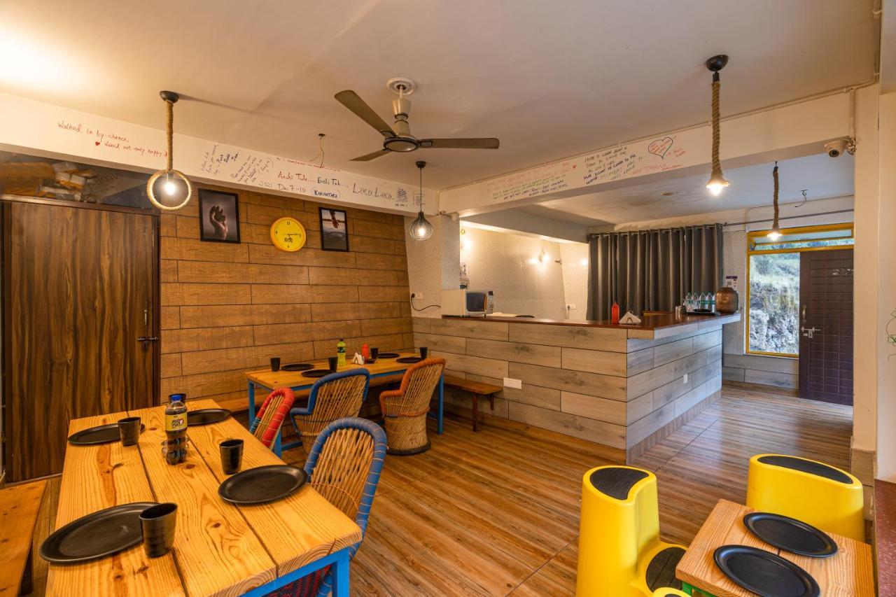 The Hosteller Mussoorie By The Streamside, Kempty Ngoại thất bức ảnh