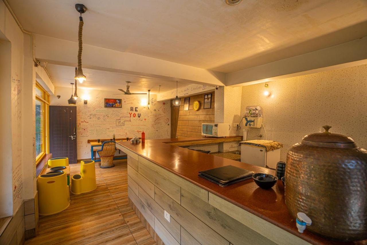The Hosteller Mussoorie By The Streamside, Kempty Ngoại thất bức ảnh