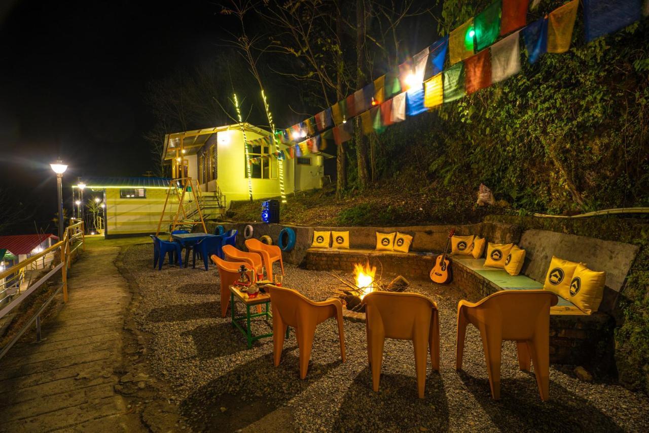 The Hosteller Mussoorie By The Streamside, Kempty Ngoại thất bức ảnh